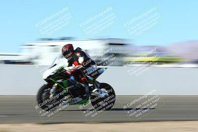 media/Jan-09-2022-SoCal Trackdays (Sun) [[2b1fec8404]]/Front Straight Speed Shots (1pm)/